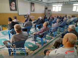 برگزاری مراسم با پیشکسوتان در ناحیه مقاومت بسیج حضرت امیرالمومنین(ع)