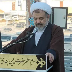 شهدا ریشه های ملت ما هستند/ تکریم شهداء درس گرفتن برای آینده است