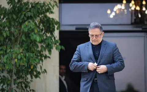 سیف همچنان ممنوع الخروج است