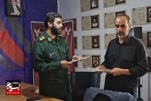 حضور فرمانده ناحیه مقاومت بسیج اراک و مسئول نمایندگی ولی فقیه به مناسبت روز خبرنگار در دفتر خبرگزاری بسیج