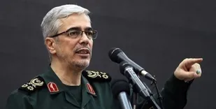 می&zwnj;خواهند ایران را پای مذاکره&zwnj;ای بکشانند که نتیجه&zwnj;اش از قبل مشخص است/اجازه ندهیم امکانات دشمن به دست خود ما در داخل مستقر شود