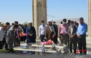 رونمایی از یادمان شهدای مدافع سلامت در گچساران
