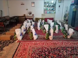 اهدا ۲۵ بسته معیشتی پایگاه بسیج مقداد شاهرود به خانواده&zwnj;های کم برخوردار