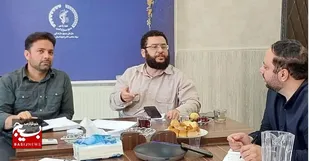 &nbsp;

گفتمان سازی،اولین گام در ایجاد حرکت عمومی جهادی است&nbsp;