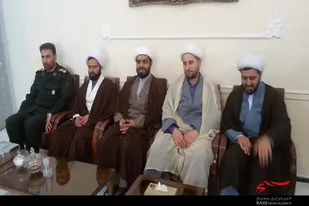 دیدار امام جمعه و جمعی از طلاب ملایر با فرمانده سپاه ناحیه
