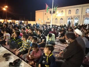 شب خاطره رزمندگان ابرکوهی دفاع مقدس برگزار شد