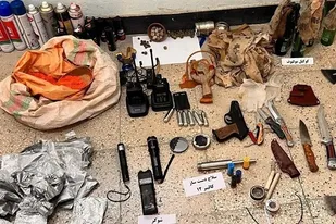 کشف کارگاه ساخت بمب&lrm;های دست&zwnj;ساز و مواد منفجره در شیراز/ بازداشت عوامل ضد&zwnj;امنیتی