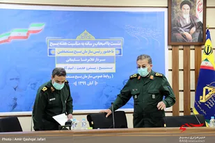 تصاویر /نشست رئیس سازمان بسیج با اصحاب رسانه