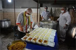طبخ هزار و ۲۰۰ پرس غذا برای نیازمندان در قزوین