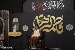 علامه مصباح &zwnj;یزدی قهرمان عرصه جنگ نرم و روشنگری بود&nbsp;