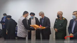 تجلیل از خانواده معظم شهدای مدافع حرم خوزستان