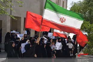 تجمع دانشگاهیان دانشگاه اراک در اعتراض به اقدامات اخیر اغتشاشگران