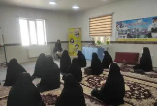 مولودی خوانی به مناسبت مبعث در حوزه زینبیه