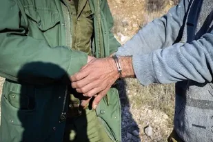 شکارچی غیرمجاز در صوفیکم آق قلا دستگیر شد