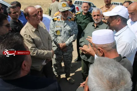 بازدید نایب‌رئیس مجلس و فرماندهان سپاه انصارالحسین(ع) همدان از پایگاه‌های مرزی غرب کشور