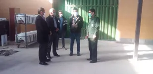 بازدید مسئول بسيج اقشار استان از ۲واحد صنعتی احیا شده در گرمسار