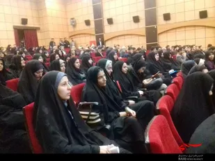 نقش مؤثر بانوان در خانواده و جلوگیری از بروز آسیب&zwnj;های فضای مجازی