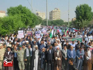 حضور گرم و پرشور اقشار مختلف مردم بویژه دانش آموزان و دانشجویان در راهپیمایی روزجهانی استکبارستیزی در خرمشهر