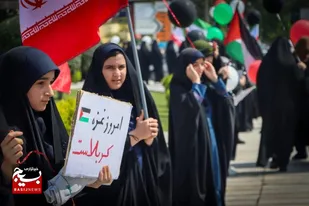 همبستگی دانش&zwnj;آموزان ساری با کودکان غزه/ زنجیره انسانی برای حمایت از مظلومیت