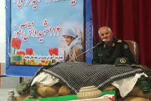 مراقب شأن بسیجی بودن خود باشیم/ نهاوند مخزن برکت شهداست
