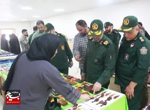 بازارچه و نمایشگاه اقتصاد مقاومتی در اشتهارد افتتاح شد