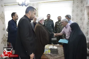 دیدار مسؤولان شاهرود با خانواده شهدا عملیات بیت المقدس+ تصاویر