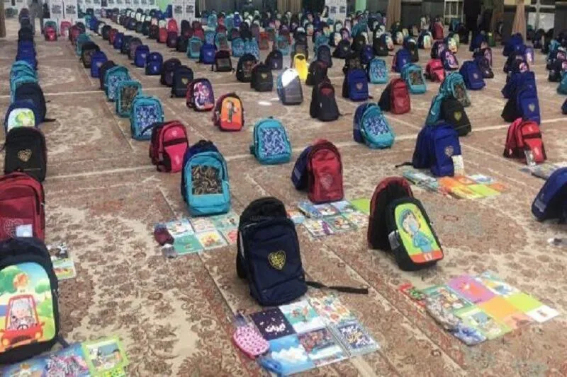 ۱۱ هزار بسته تحصیلی بین دانشآموزان زنجانی توزیع شد ۱۱ هزار بسته تحصیلی بین دانشآموزان زنجانی توزیع شد