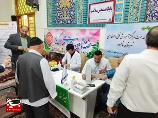 برپایی میز خدمت پزشکی در نمازجمعه شاهرود+ عکس و فیلم