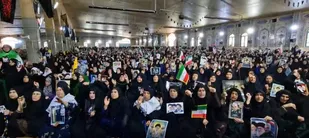 نمازگزاران یاسوجی: نه سازش، نه تسلیم، نبرد با آمریکا (+ فیلم)