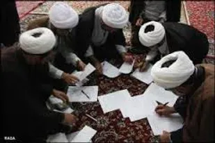 طلبه&zwnj;ها تفکرات جناحی و گروهی نداشته باشند/تبیین فرهنگ وقف در منابر