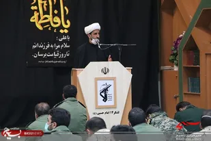 نفاق یعنی کسی که در باطن ونهان دین دارد اما به وقت خودش  امام خود را یاری نمیکند.