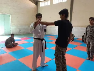 برگزاری کلاس آموزش دفاع شخصی دوره تکمیلی بسیجیان میبد