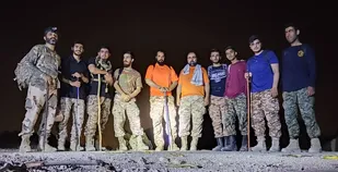 صعود شبانه بسیجیان گردان فاتحین استان بوشهر به قله پراس