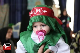 همایش شیرخوارگان حسینی در امامزاده حسین(ع) قزوین برگزار شد