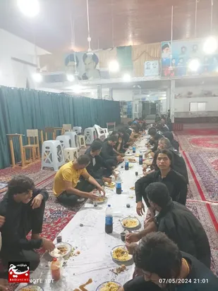 میهمان نوازی از زائران عراقی امام رضا (ع)