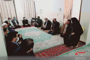 دیدار مسئولان هامونی با خانواده شهید مدافع سلامت