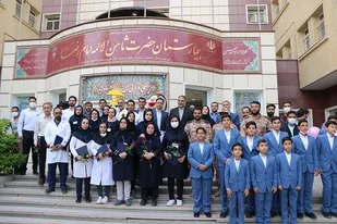 برگزاری آیین تجلیل از کادر درمان بیمارستان حضرت سید الشهدا علیه السلام توسط رزمندگان گردان یکم فاتحین لشکر 14 امام حسین علیه السلام