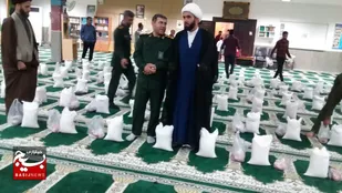 توزیع ۱۰۰۰ بسته معیشتی و کمک مومنانه توسط سپاه و بسیج در بندر ماهشهر