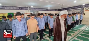 نماز عامل ایجاد نظم و آرامش در زندگی است