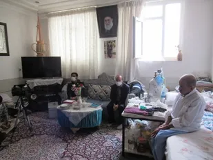 تدوین زندگی نامه و خاطرات دوران دفاع مقدس جانباز سرافراز محمد کریمی در نایین