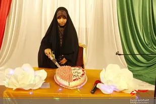 برگزاری جشن تکلیف سیاسی دختران رای اولی میبدی