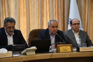 عشایر از پایه&zwnj;های اقتصاد مقاومتی و امنیت غذایی هستند