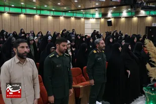 همایش فاتحان مهر و ایثار بسیج جامعه زنان در حسینیه اعظم زنجان برگزار شد