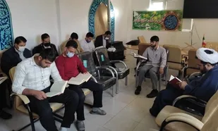 محفل انس با قرآن در بسیج دانشجویی برگزار شد