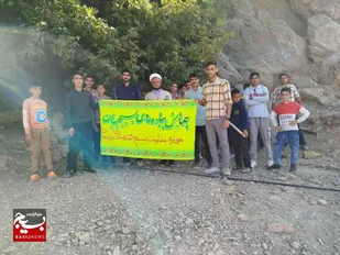 کوهپیمایی جمعی از بسیجیان و گردان بیت المقدس وردنجان