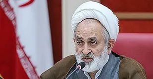 حذف نیروهای انقلابی از دانشگاه ها نگران کننده است