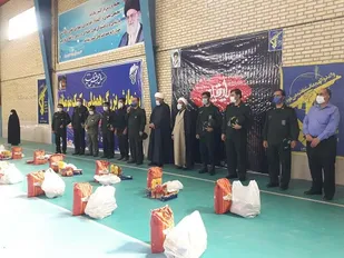 توزیع ۵۰۰ بسته معیشتی در مرحله دوم رزمایش مومنانه بیجار +عکس