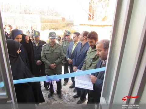 افتتاح یک واحد مسکونی در روستای سرسختی شهرستان شازند/افتتاح پروژه های سازندگی چهره محرومیت را از بین می برد