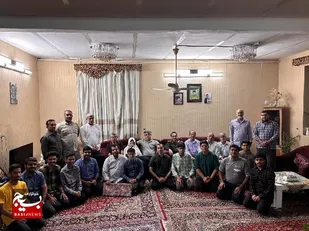 دیدار فرمانده ناحیه مالک اشتر شهرستان بوشهر با خانواده شهید هاشمی