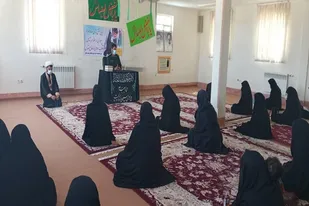 برگزاری برنامه تبیین نقش زنان دردفاع مقدس در خاش